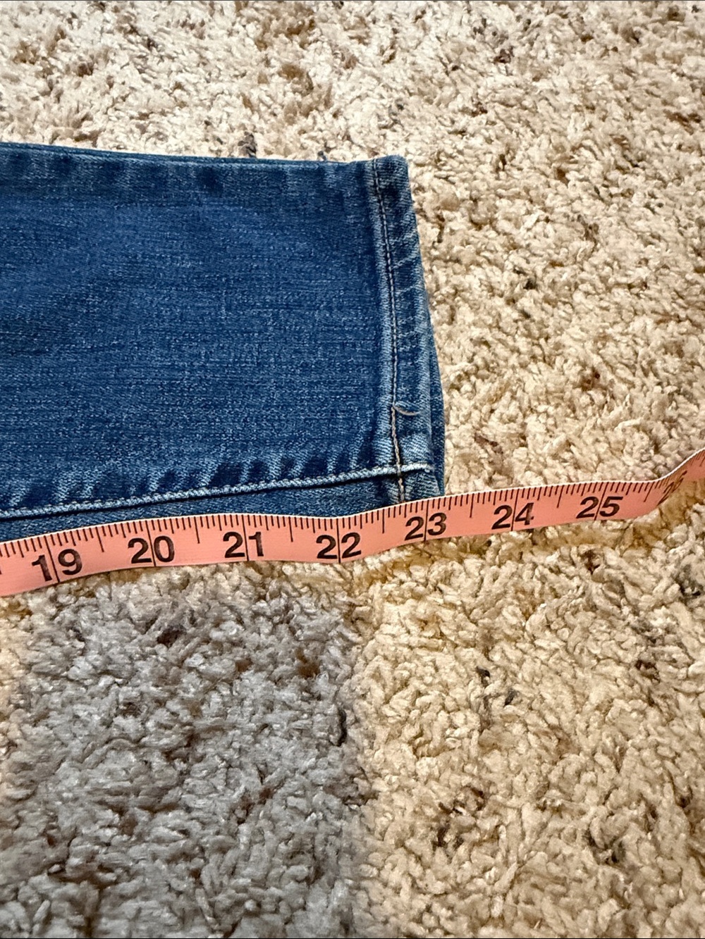 Lucky Brand Women's Straight Leg Jeans in Medium Wash Blue - Picture 9 of 9